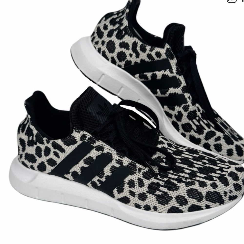 New Adidas | Swift Run 1.0 Leopard Print Shoes Women’s Size 9.5